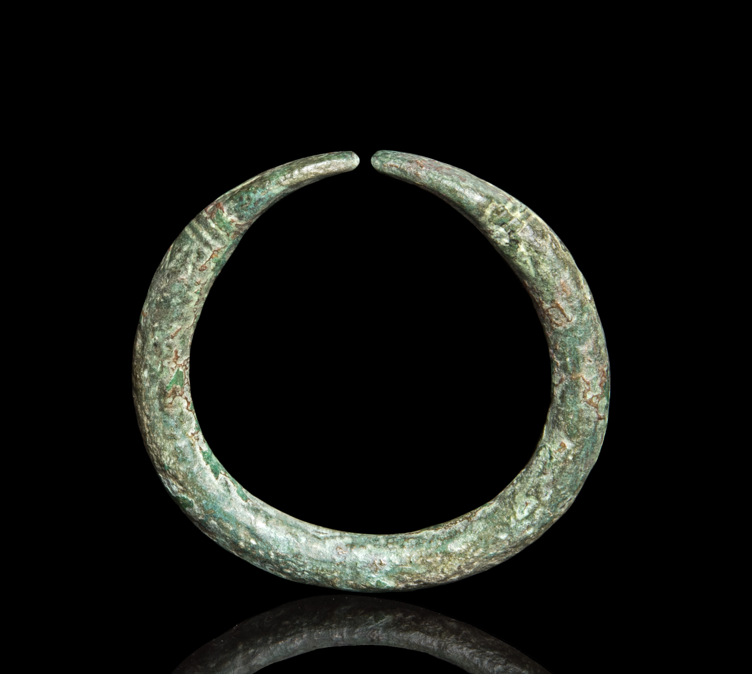Ancient Near East bronze snake-head bracelet Antiquities